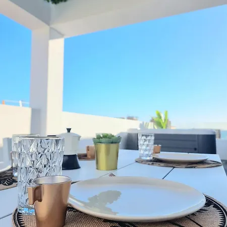 Luxury Penthouse Valentin With Jacuzzi Lägenhet *