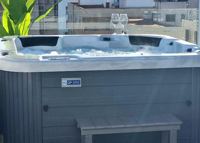 شقة Luxury Penthouse Valentin With Jacuzzi *