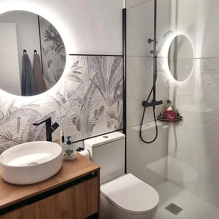 Luxury Penthouse Valentin With Jacuzzi Apartment *