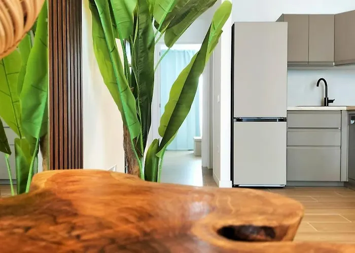 Luxury Penthouse Valentin With Jacuzzi דירה